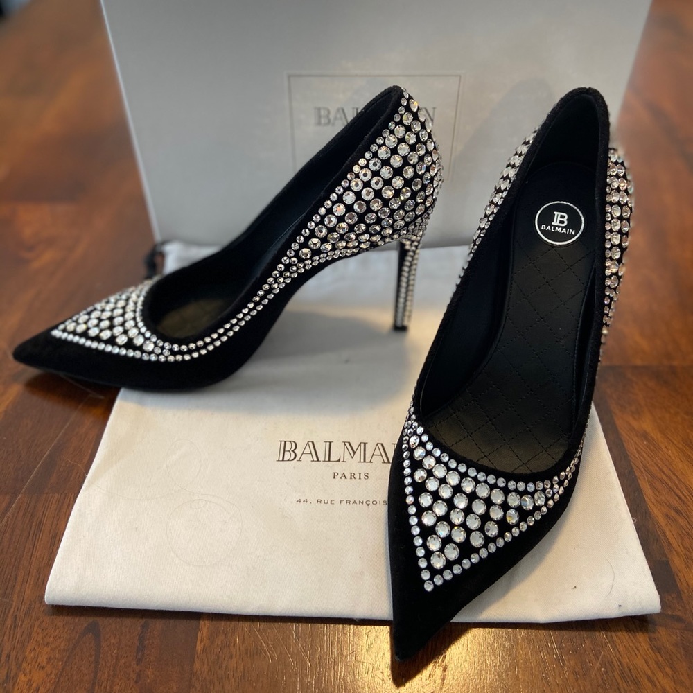 Balmain velvet and crystal pump